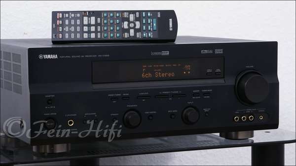 Zeigt die Seitenansicht-Links von Yamaha RX-V559 D