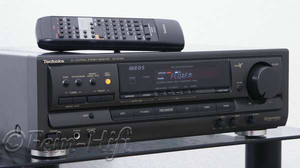 Zeigt die Seitenansicht-Links von Technics SA-EX500 D