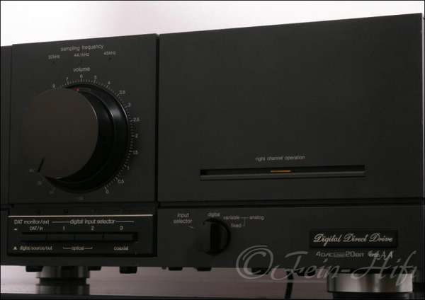 Zeigt die Detailansicht-Rechts von Technics SE-M100 E