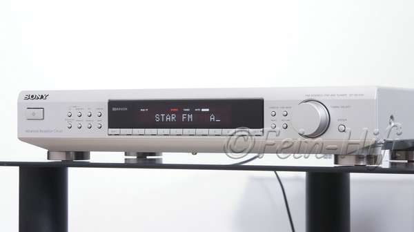 Sony ST-SE 520 RDS Tuner in silber