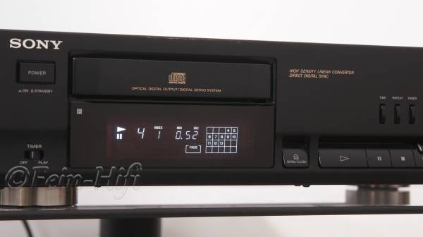 Zeigt die Detailansicht-Links von Sony CDP-711 H