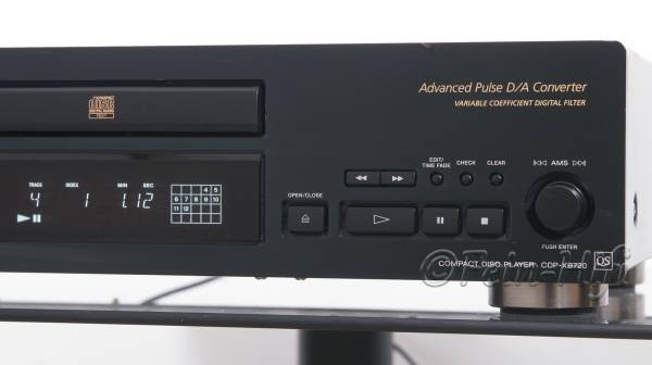 Zeigt die Detailansicht-Rechts von Sony CDP-XB720 QS CD-P