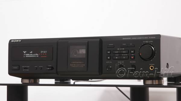 Zeigt die Seitenansicht-Rechts von Sony TC-RE340