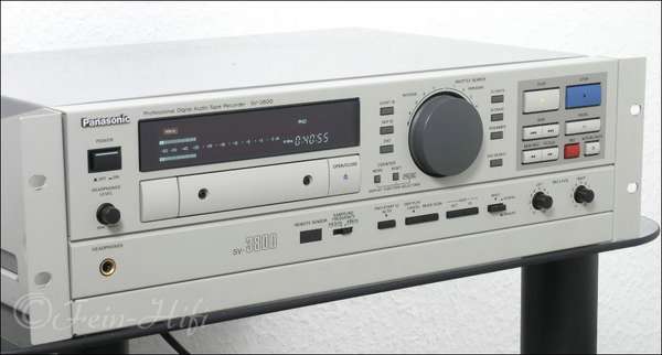 Panasonic SV-3800 Professional DAT-Recorder