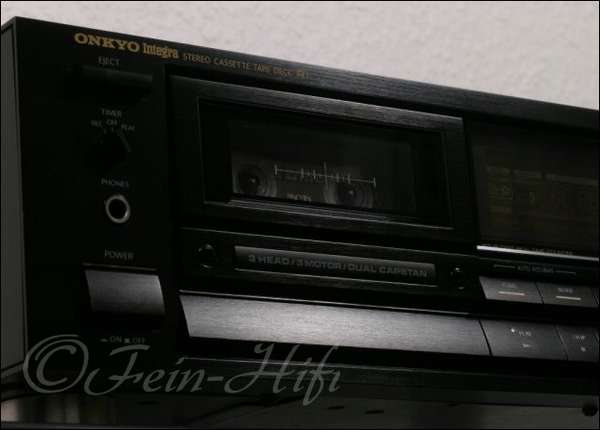 Zeigt die Rückseite von Onkyo TA-2570 I