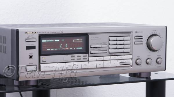 Zeigt die Seitenansicht-Links von Onkyo TX-7830 S