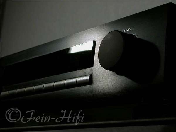 Zeigt die Seitenansicht-Links von Yamaha TX-470 RS FM