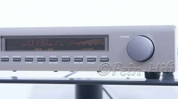Zeigt die Detailansicht-Rechts von Yamaha TX-540 RS S