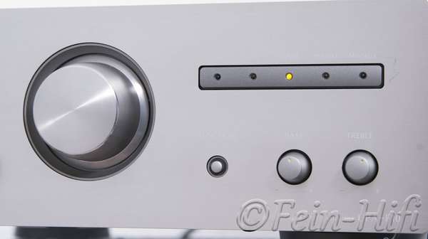 Zeigt die Detailansicht-Rechts von Denon UPA-F10 S