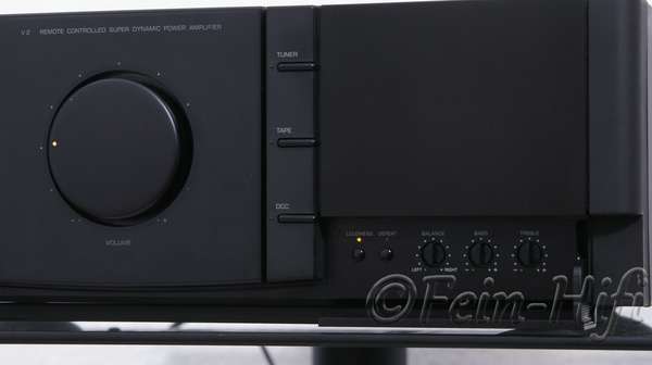 Zeigt die Detailansicht-Rechts von Grundig Fine Arts V2 Stereo Verstärker