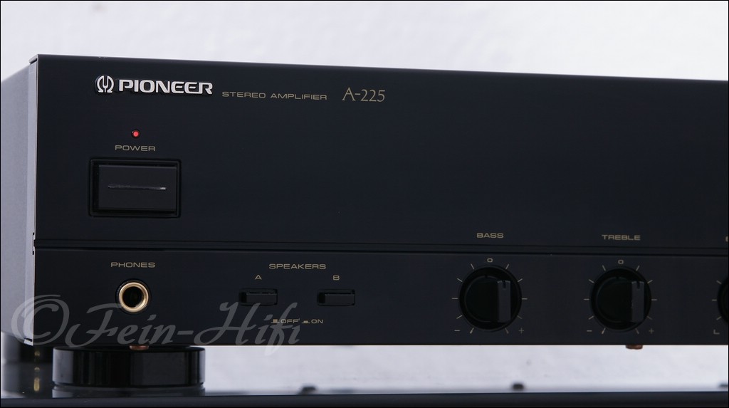 Pioneer A-225 HiFi Stereo Vollverstärker - gebraucht, image size:1024x573