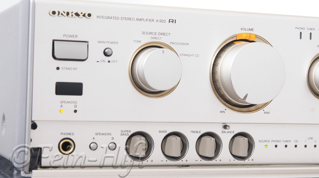 Onkyo A-922 HiFi 2.1 Stereo Verstärker im Midi-Format