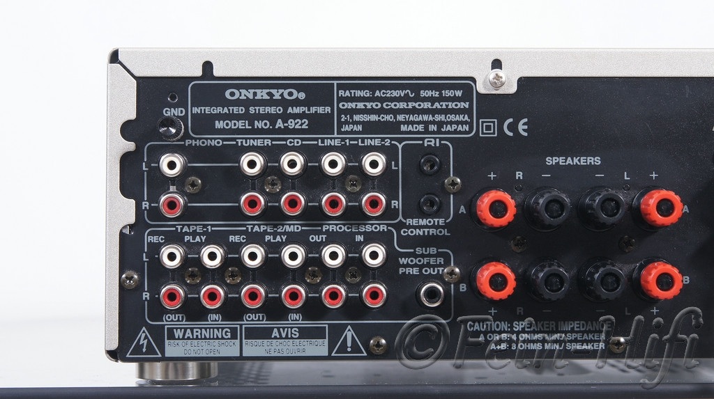 Onkyo A-922 HiFi 2.1 Stereo Verstärker im Midi-Format