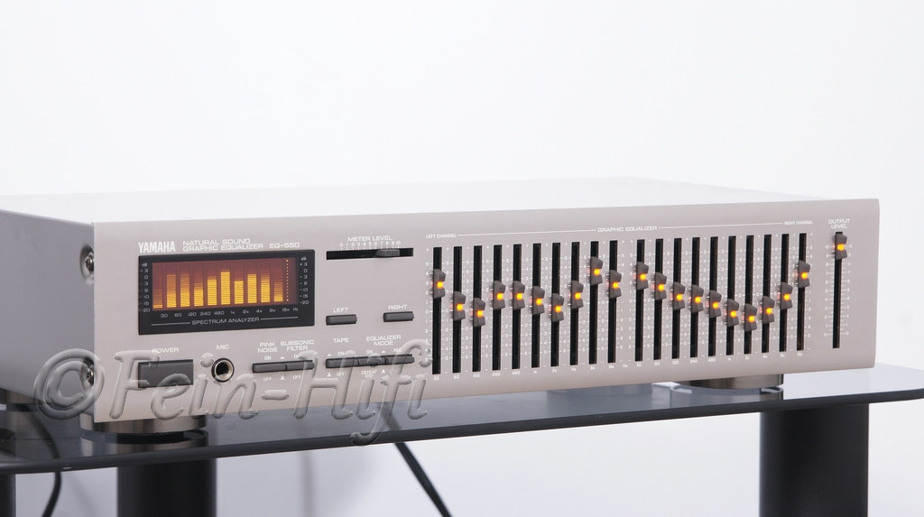 Yamaha EQ550 HiFi 10Band Graphic Equalizer