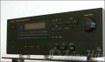 Zeigt die Seitenansicht-Rechts von Luxman RV-357 H