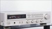 Zeigt die Seitenansicht-Links von Denon DRA-325R H