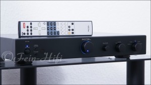Zeigt die Seitenansicht-Links von Rotel RC-06 H