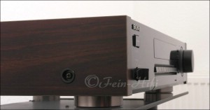 Zeigt die Seitenansicht-Rechts von Sony ST-S 707 ES H