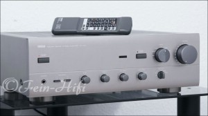 Yamaha AX-470 Stereo Verstärker titan..