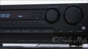 Kenwood KR-V5570 Stereo / Surround AV Receiver..