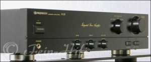 Zeigt die Seitenansicht-Links von Pioneer A-119