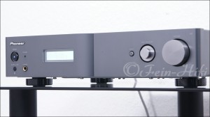 Zeigt die Seitenansicht-Rechts von Pioneer A-A6