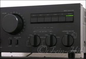 Zeigt die Seitenansicht-Rechts von Onkyo A-8290