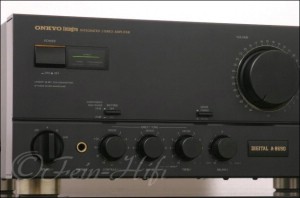 Zeigt die Detailansicht-Links von Onkyo A-8690