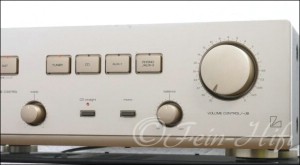 Zeigt die Detailansicht-Rechts von Luxman A-321