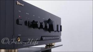 Zeigt die Seitenansicht-Rechts von Sherwood AI-5010 S
