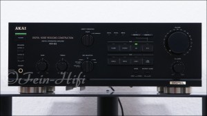 AKAI AM-65 Stereo Verstärker mit D/A Wandler