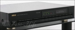Zeigt die Seitenansicht-Links von AKAI AT-52 FM