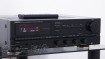 Zeigt die Seitenansicht-Links von Denon DRA-735R S