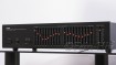 Zeigt die Seitenansicht-Rechts von Yamaha EQ-70 10 B