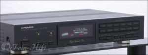 Zeigt die Seitenansicht-Links von Pioneer F-757