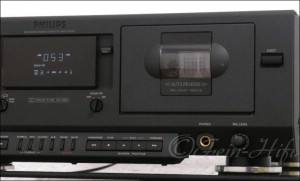 Zeigt die Seitenansicht-Rechts von Philips FC-910