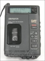 AIWA HD-S200 Portabler DAT-Recorder