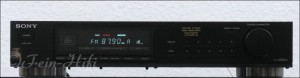 Zeigt die Frontansicht von Sony ST-S 550 ES T