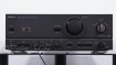 Zeigt die Frontansicht von Technics SU-V660