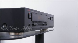 Zeigt die Seitenansicht-Rechts von Luxman T-341