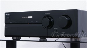 Zeigt die Rückseite von Sony TA-FB940 QS H