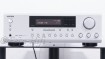 Zeigt die Frontansicht von Onkyo TX-8255 RDS S