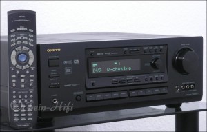 Zeigt die Seitenansicht-Links von Onkyo TX-DS777 THX-S