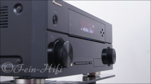 Zeigt die Seitenansicht-Rechts von Pioneer VSX-1020 H